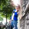 BOYFRIEND JEANS AND BRIGHT ACCENTS