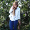 Jeans, basic blouse and fabulous sandals! 