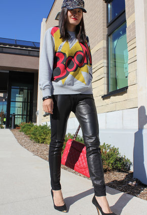 3.1PhillipLimforTarget  Pullover and Chanel  Taschen